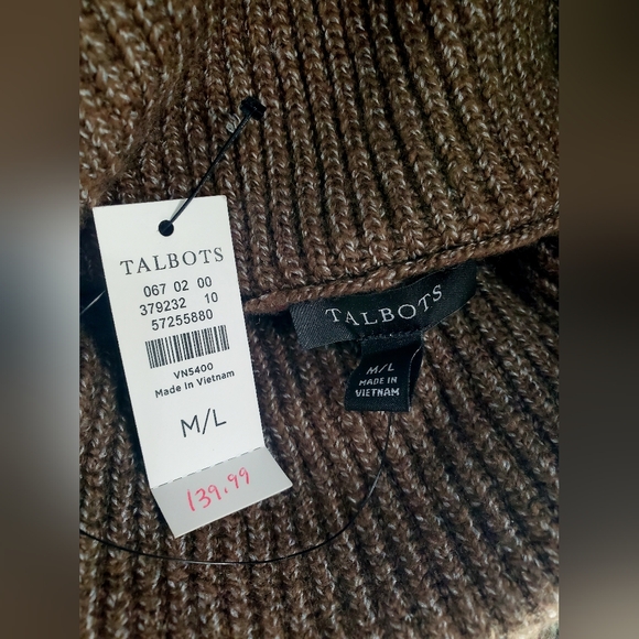 Sweater - Picture 3 of 3